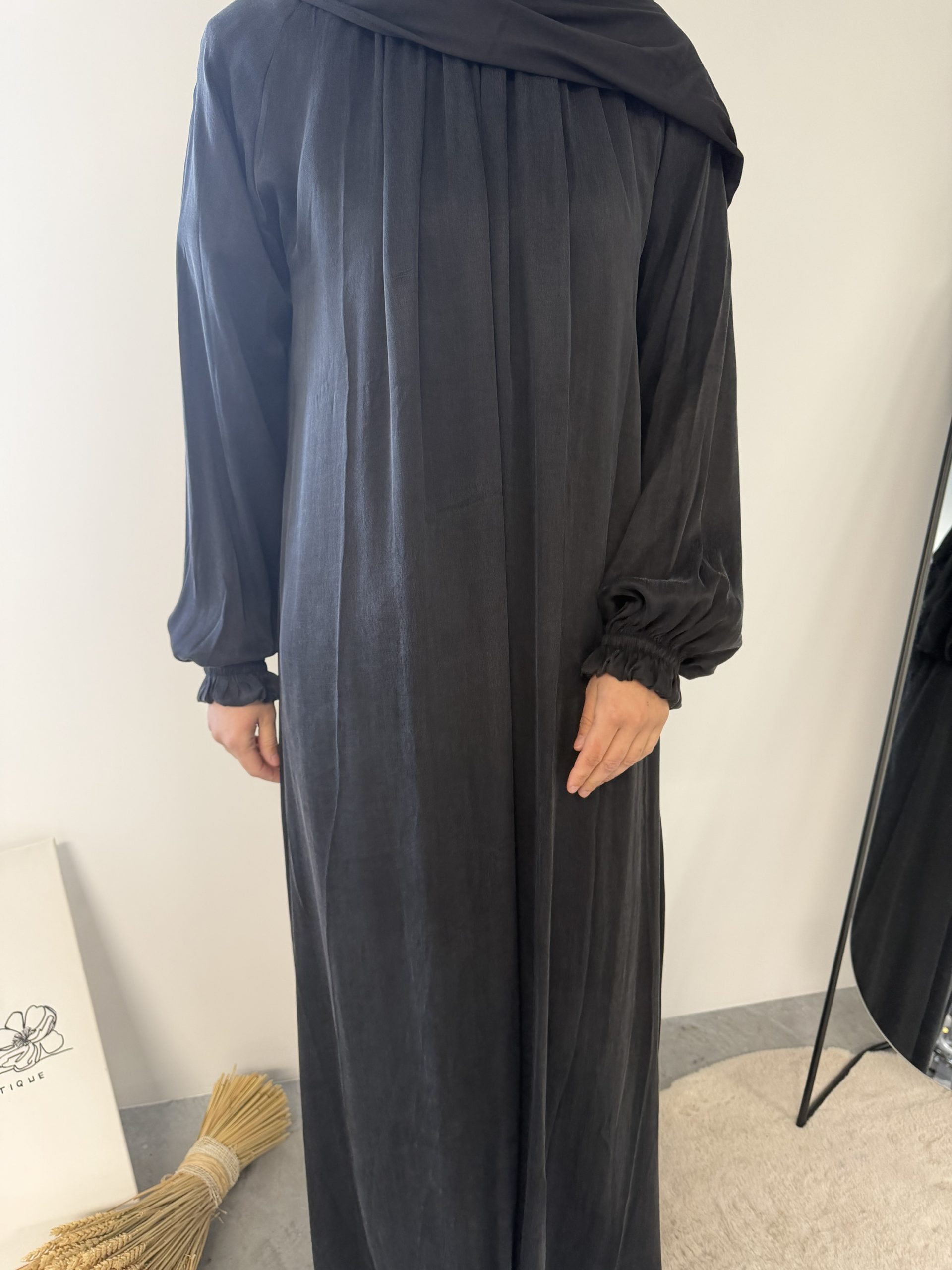 ROBE YASNA – Image 3
